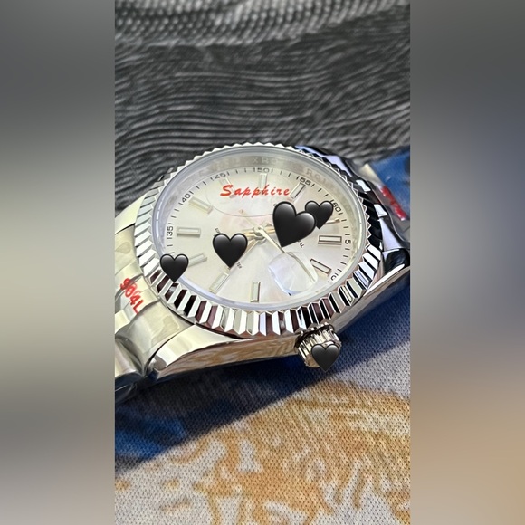 36mm Luxury Style Automatic Stainless Steel Watch Silver Dial - Picture 2 of 5